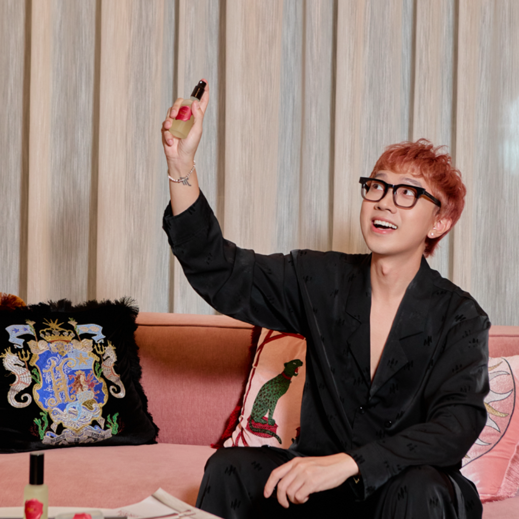 Combo 2 xịt thơm phòng Mystique Room Spray - Day & Night - 50mlx2